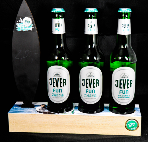 Jever Bier, Fun, Tischaufsteller Surfer für 3 Flaschen, Preistafel, Echtholz