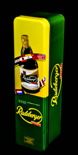 Radeberger Bier Flaschen-Geschenkdose, Blechdose, grüne Ausführung