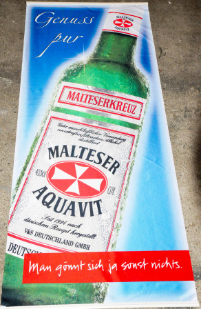 Malteser Aquavit, Banner, Flagge, Fahne, Vertikal, Genuß Pur