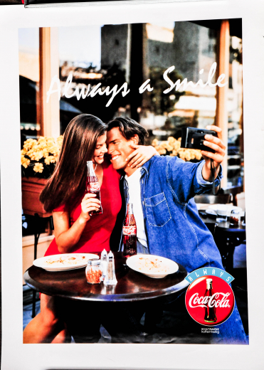 Coca Cola, Original Vertikal Poster, Plakat Always a smile