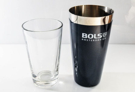 Bols Likör, Edelstahl / Glas Boston Bar Shaker, zweiteilig