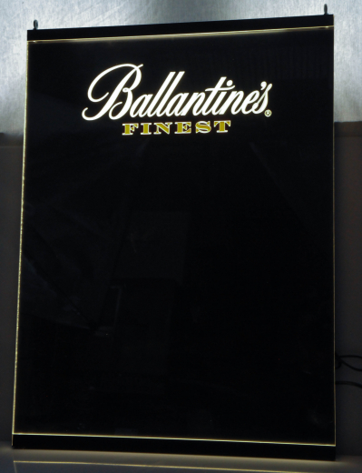 Ballantines Whisky, LED Wide Screen Leuchtreklame, Schreibtafel mit Stiften