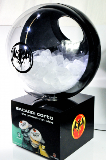 Bacardi Rum, Corto LED Eiswürfelbehälter, Flaschenkühler, Leuchtreklame, Leuchtwerbung mit Abfluß für 6 kg Eiswürfel OVP
