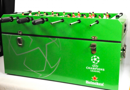 Heineken Bier, UEAFA Champions League, Vollmetall (ALU) - Kühltruhe / Kühlbox mit Tischfußballspiel