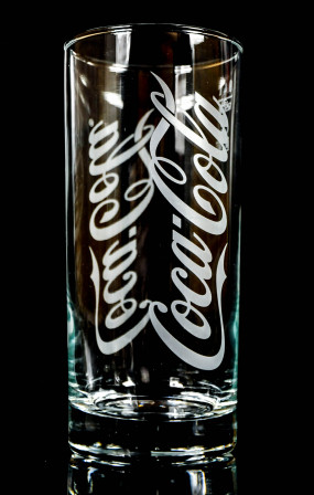Coca Cola Glas / Gläser Longdrinkglas 0,4l Schriftzug vertikal