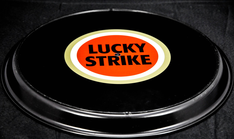 Lucky Strike Serviertablett Tablett Servierhilfe