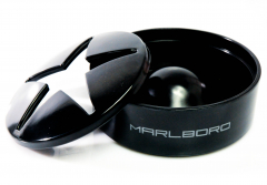 Marlboro Aschenbecher, Stern Wind Aschenbecher, schwarze Auflage, Metalldeckel