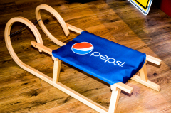 Pepsi Cola, Bogenschlitten, Holzschlitten aus Buchenholz