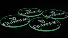Guinness Beer Bier, 4 x Glas-Untersetzer, satiniertes Logo, sehr edel...