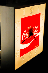 Coca Cola, Wanduhr in Alugehäuse, Leuchtreklame, Leuchtwerbung