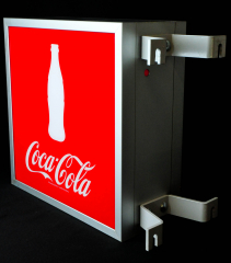 Coca Cola, Neon-Außenleuchtreklame in Alugehäuse zur Wandanbringung