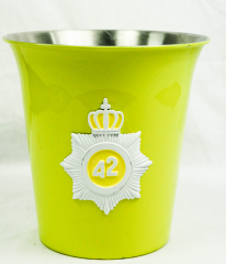 42 Below Vodka, Flaschenkühler Australian Federal Police Logo,gelbe Ausführung