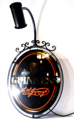 Guinness Bier, Schmiedeeiserne Leuchtreklame als echtes Emaileschild, dimmbar.