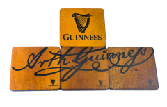 Guinness Bier, 4 x Echtholz Bieruntersetzer Arth Guinness Untersetzer