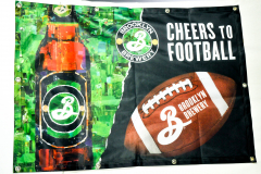 Brooklyn Brewery Bier Fahne / Banner / Flagge mit Flaschenlogo / Football grün